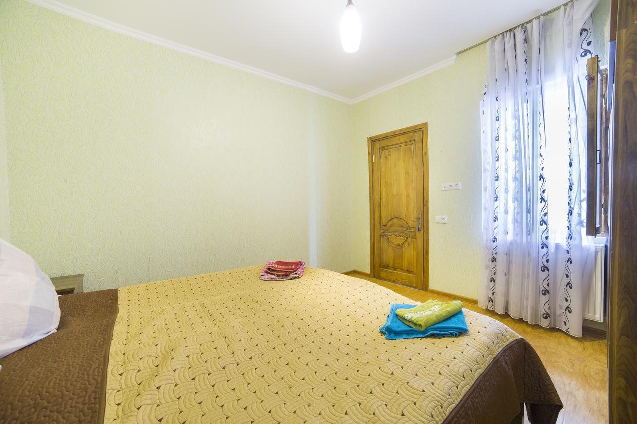 קאחתי Anastasia Guesthouse מראה חיצוני תמונה